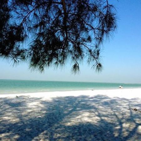 Affordable Beach Condos - One Bedroom Dlx Condos St. Pete Beach Buitenkant foto