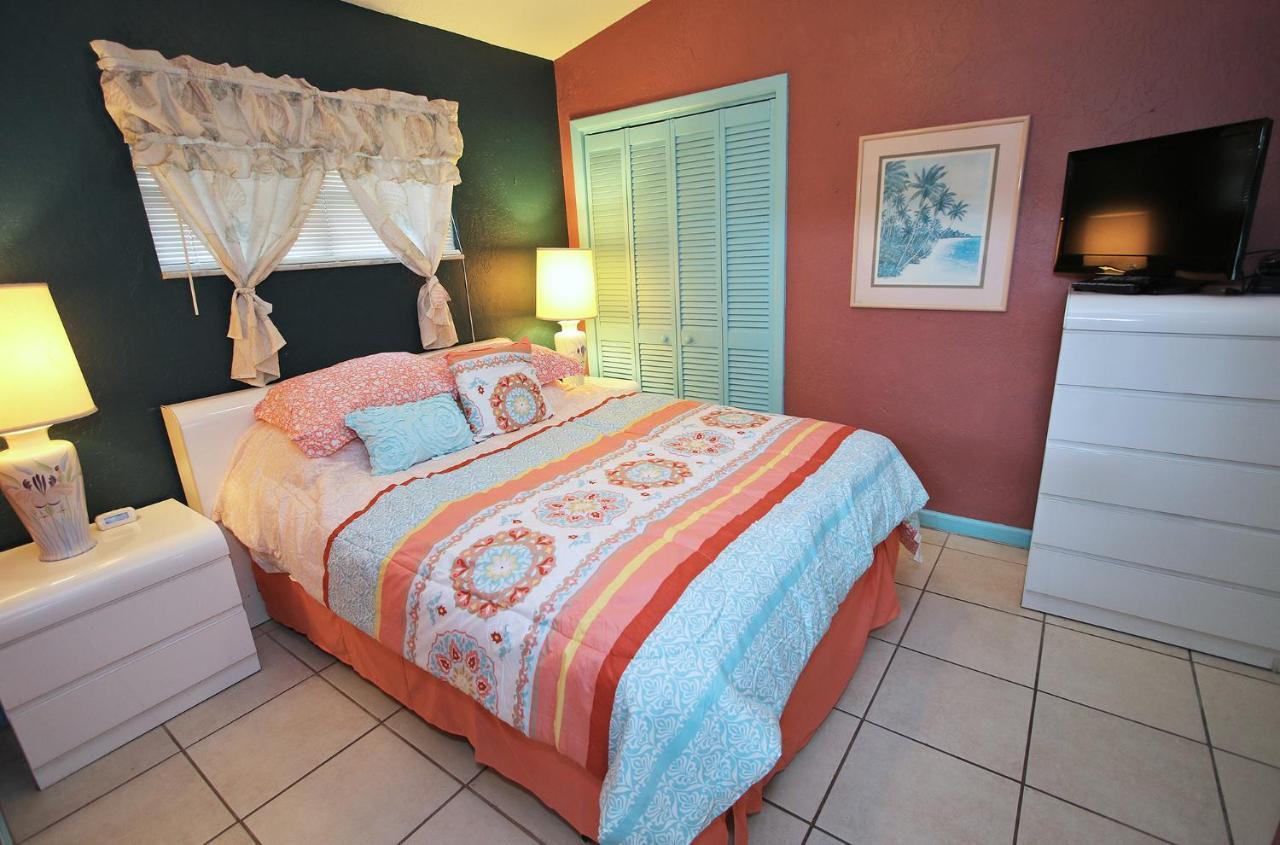 Affordable Beach Condos - One Bedroom Dlx Condos St. Pete Beach Buitenkant foto